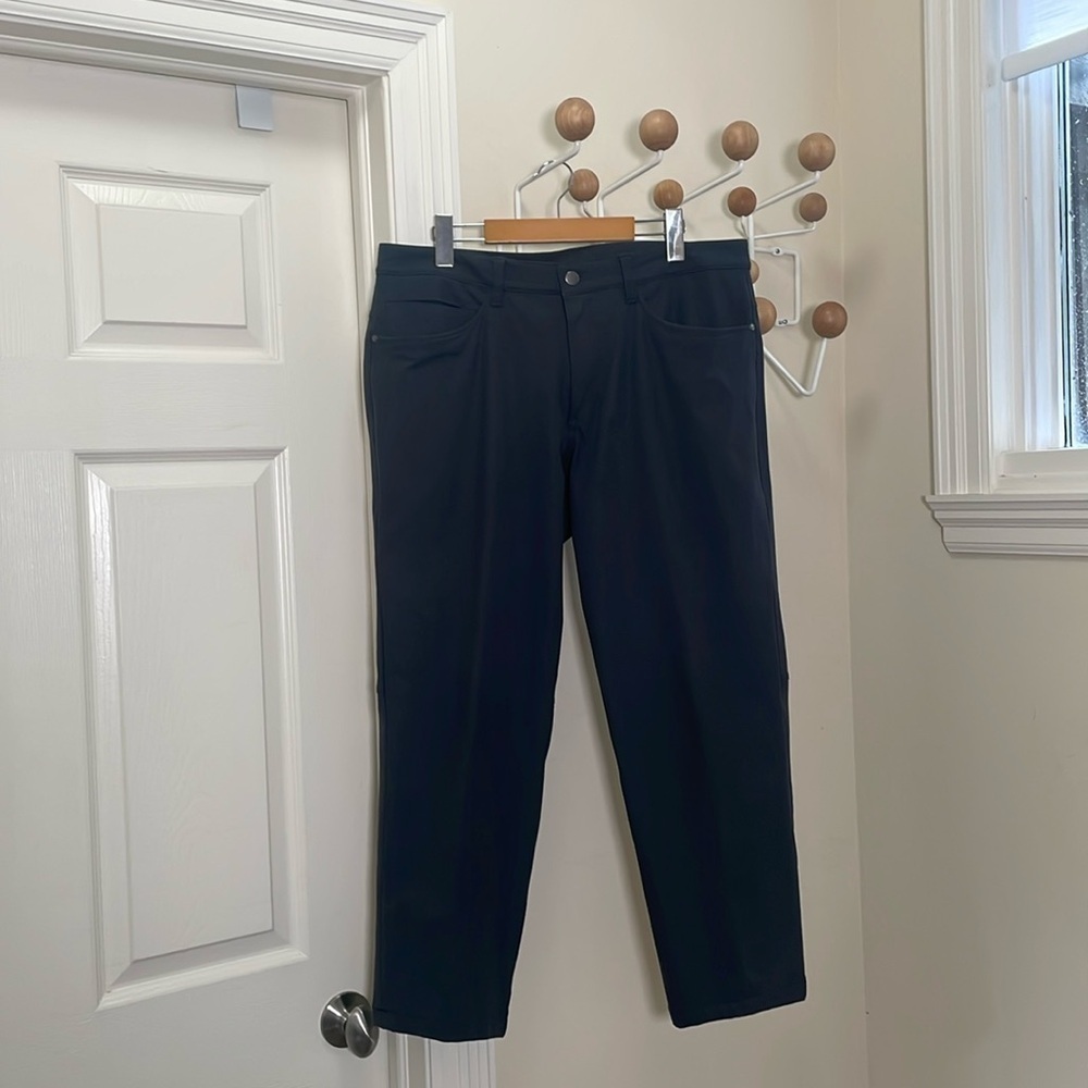 Lululemon ABC Pant Classic Navy - 34 - Picture 4 of 16